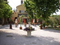 "Photo of La maillane"